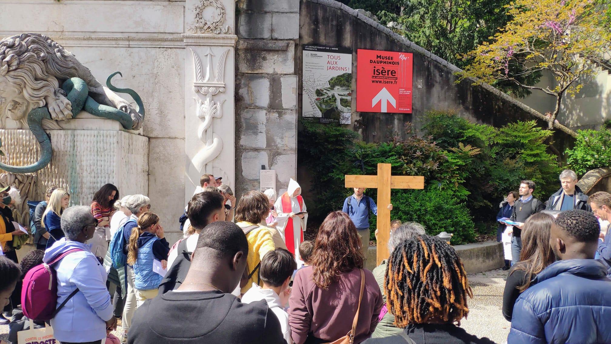 Chemin de Croix itinérant à la Bastille